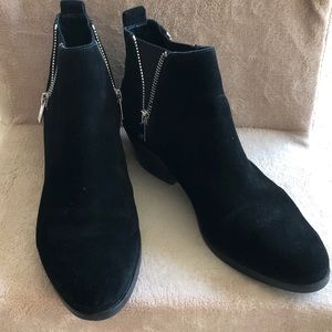 Ivanka Trump black booty